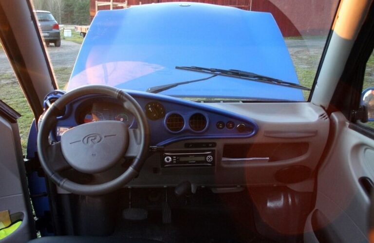 reva indias first electric car on india